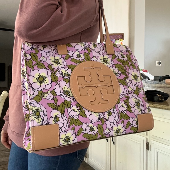 New Tory Burch 💕 ELLA NYLON FLORAL TOTE ASTER PINK FLOWER - Picture 6 of 13